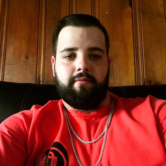 Meet your Posher, Kyle - Picture 1 of 1